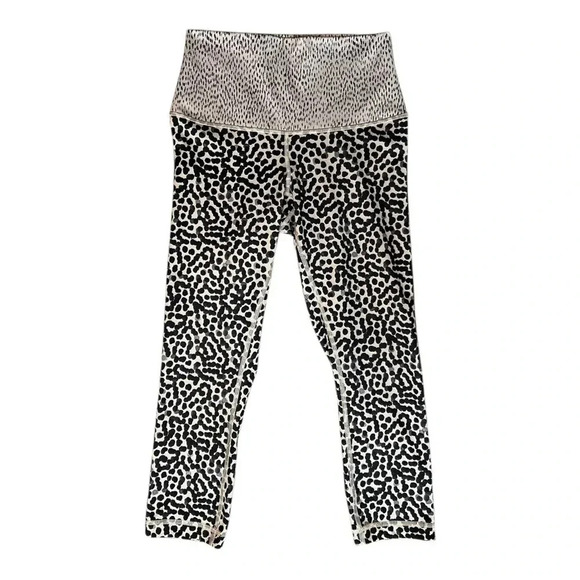 LULULEMON Wunder Under Crop II Leggings Roll Down High Rise Cheetah Black Beige - Picture 2 of 9
